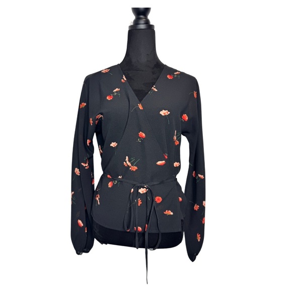 Aritzia Wilfred Lilia Floral Blouse Black - Picture 3 of 10